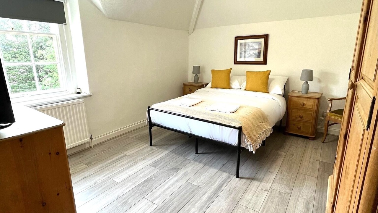 Photo of Bedroom in Hanham