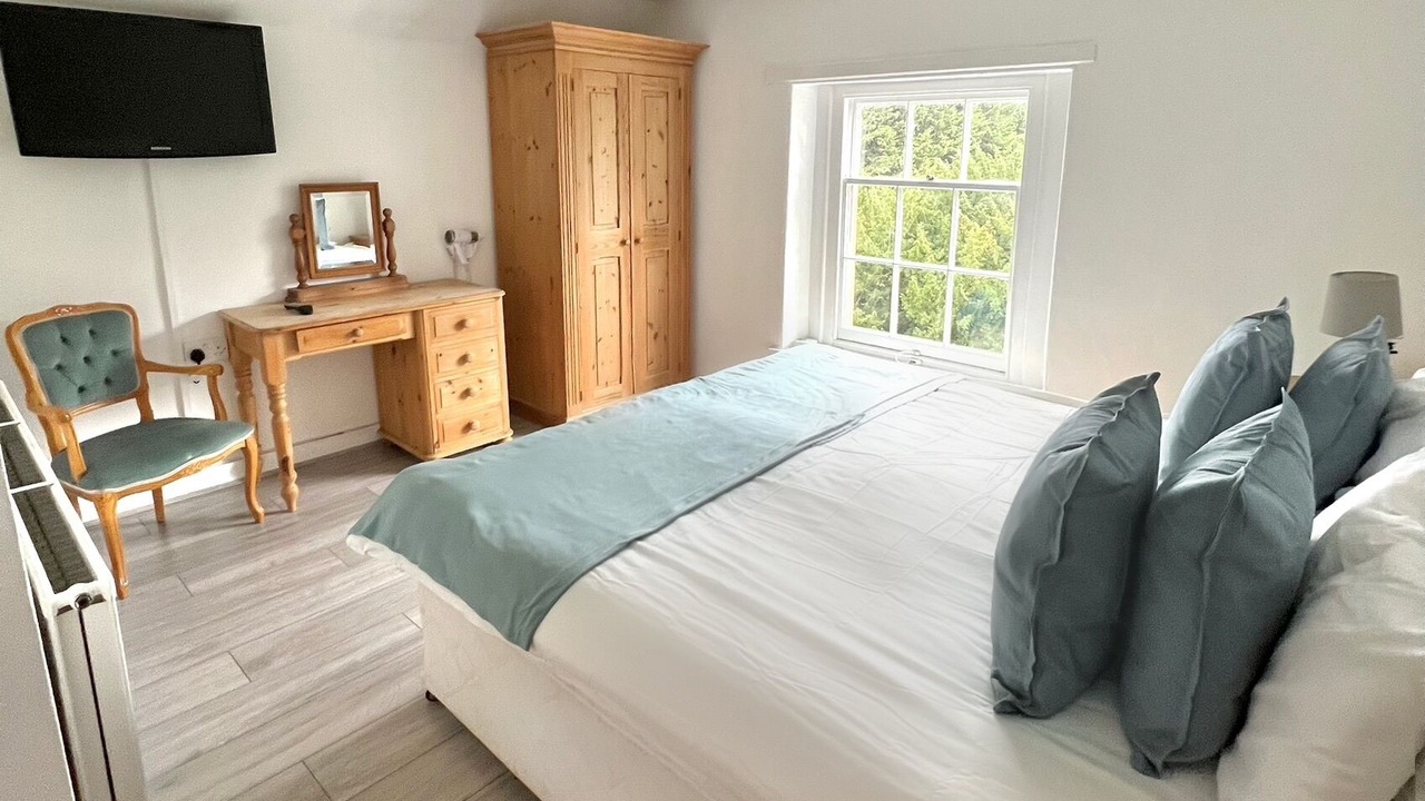 Photo of Bedroom in Hanham