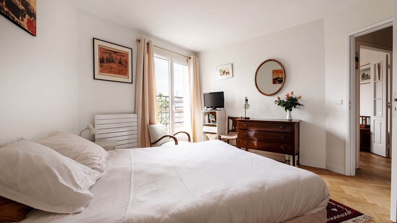 Photo of Bedroom in Levallois-Perret