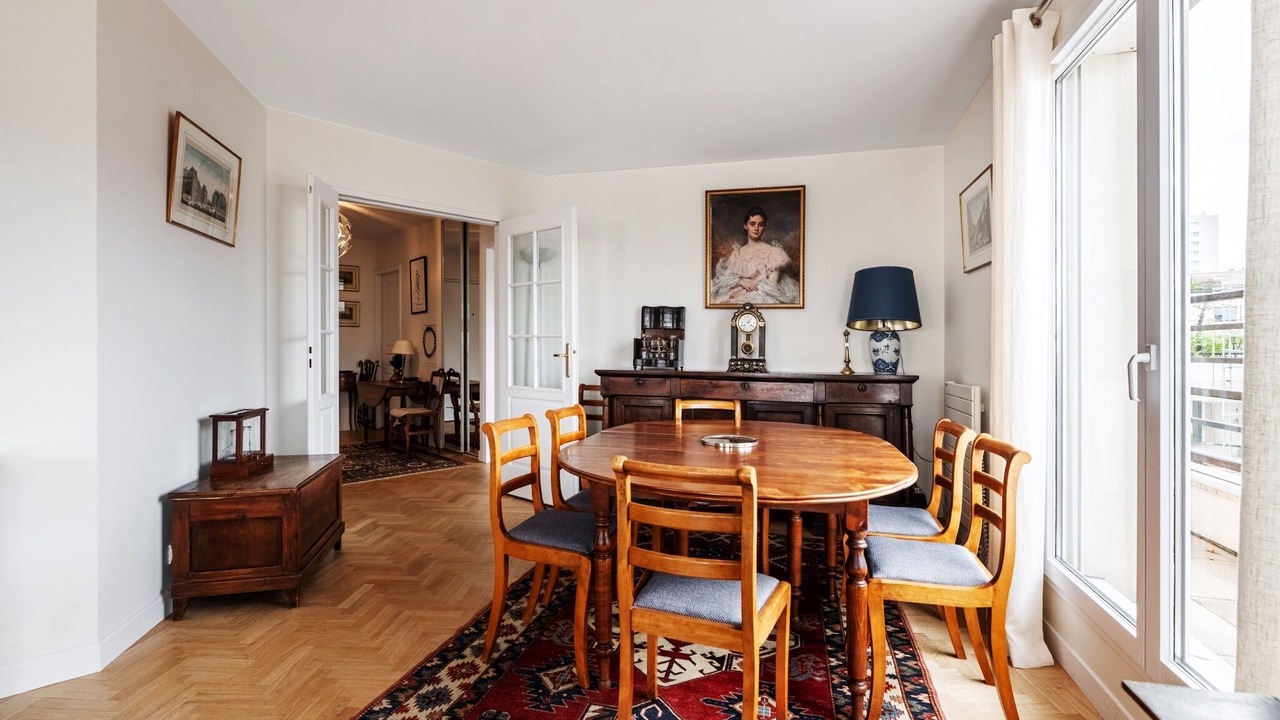 Photo of Others in Levallois-Perret