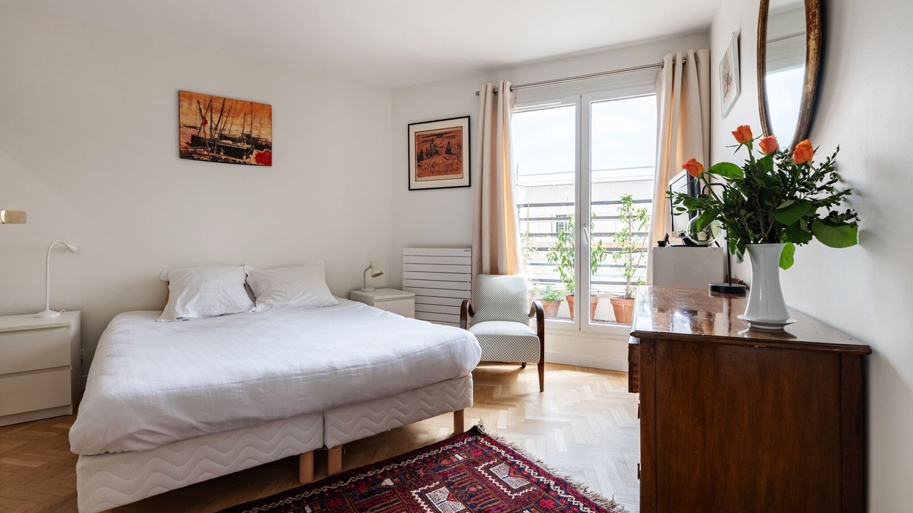 Photo of Bedroom in Levallois-Perret