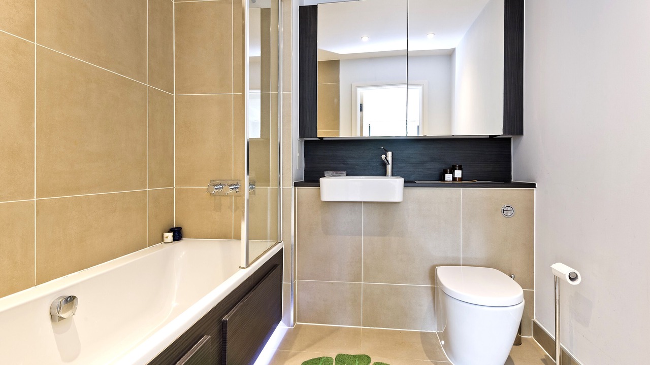 Photo of Bathroom in Earlsfield