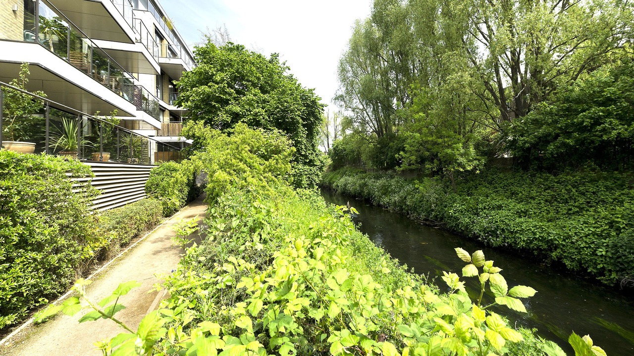 Photo of Outdoor in Earlsfield