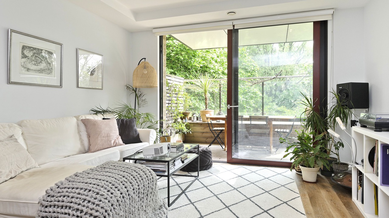 Photo of Livingroom in Earlsfield