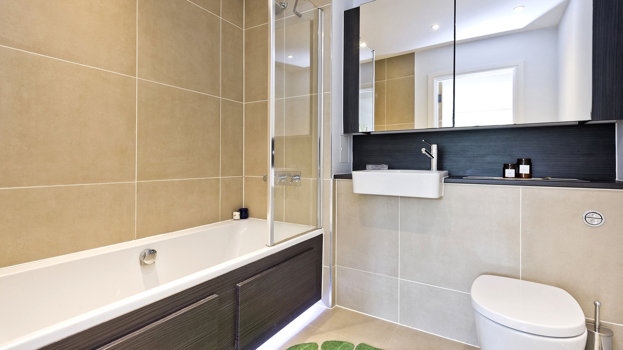 Photo of Bathroom in Earlsfield