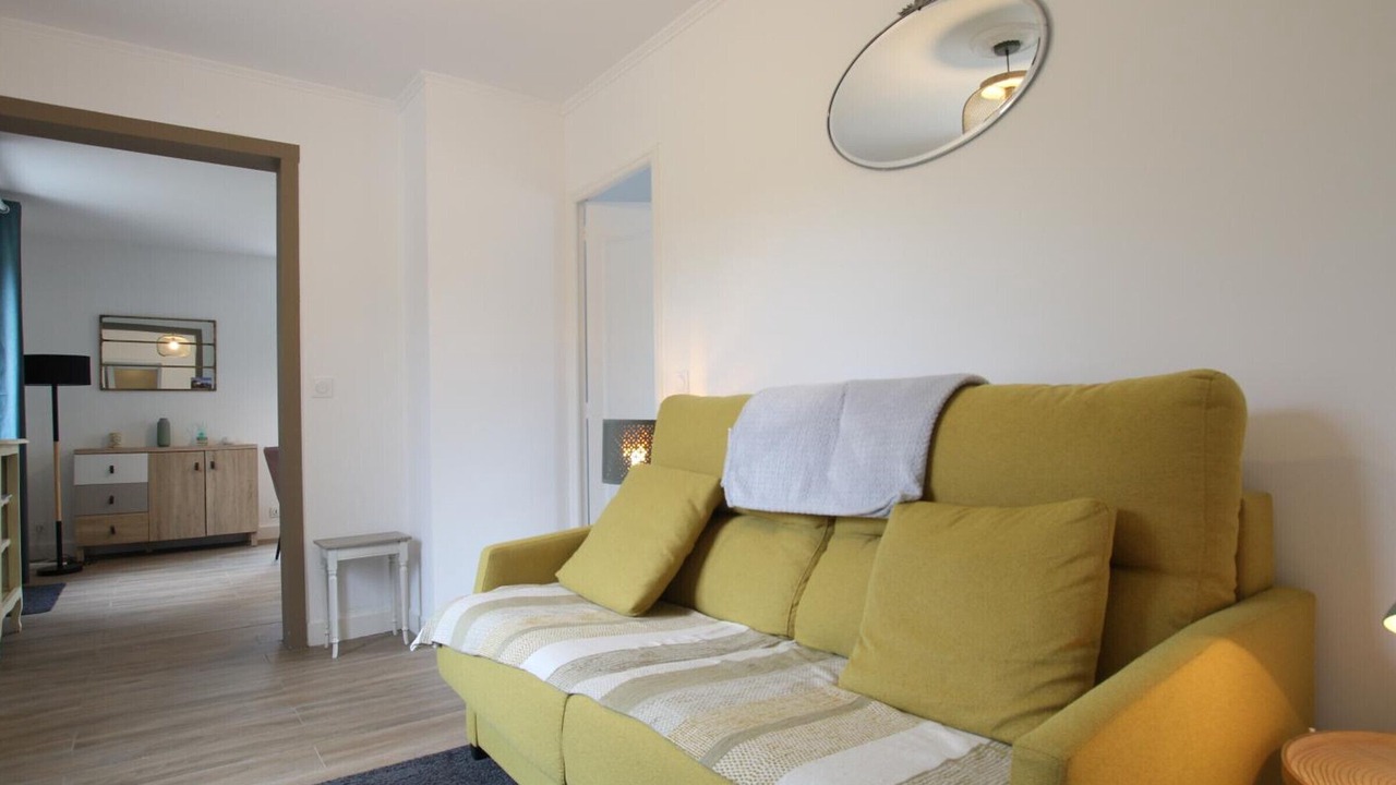 Photo of Livingroom in Neuville-en-Beaumont