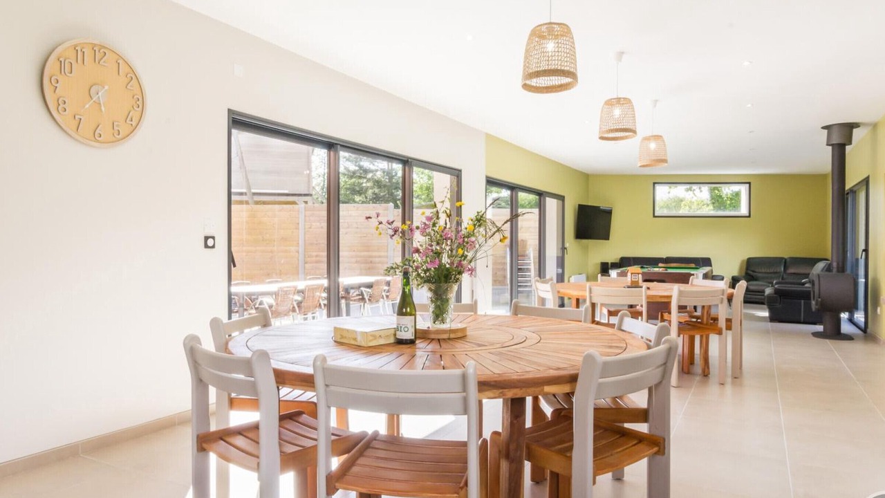 Photo of Others in Vesly