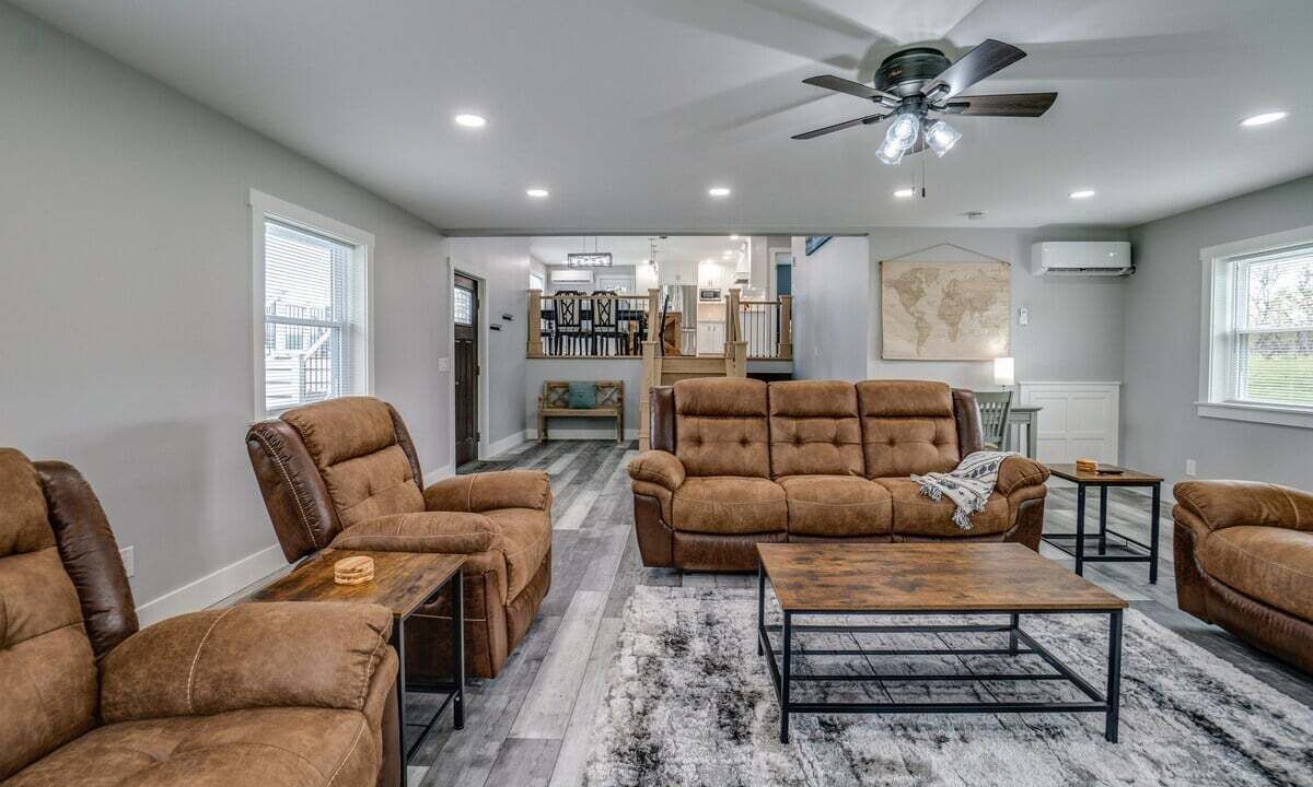 Photo of Livingroom in Town of Jerusalem