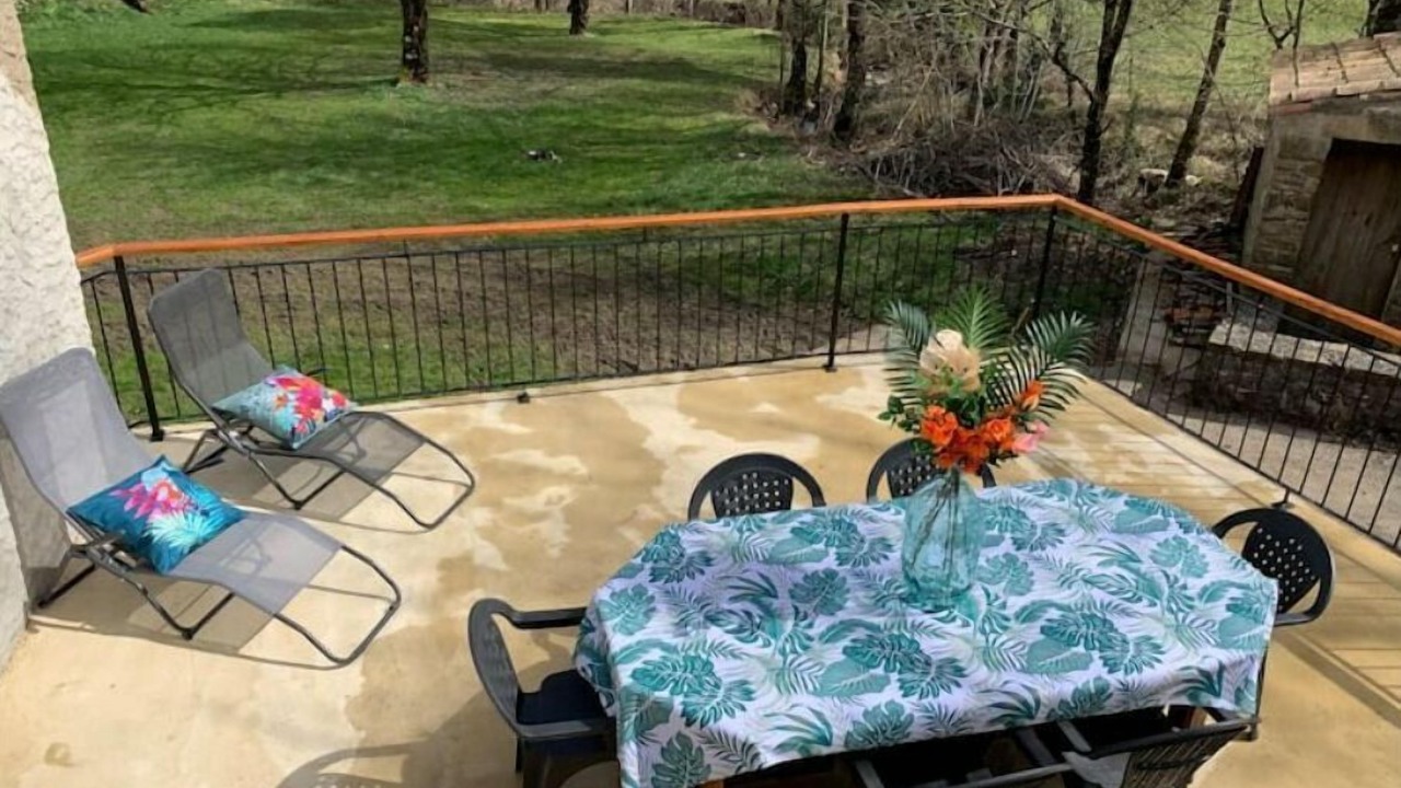 Photo of Outdoor in Labeil