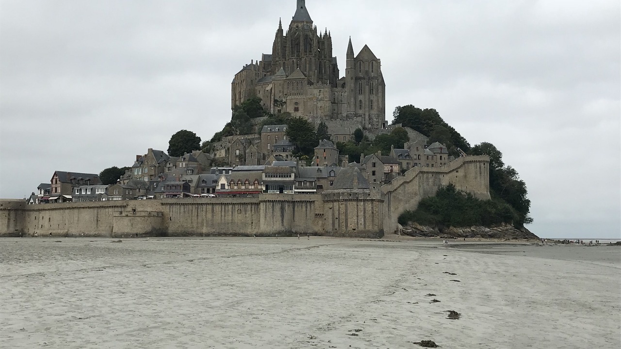 Photo of Others in Dol-de-Bretagne