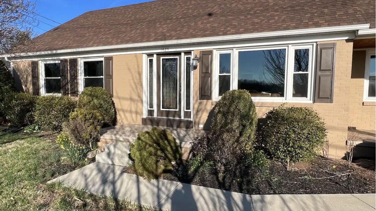 Photo of Others in Nazareth