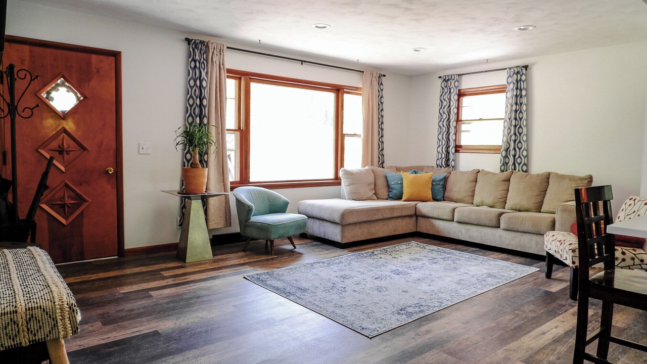Photo of Livingroom in Benton Harbor