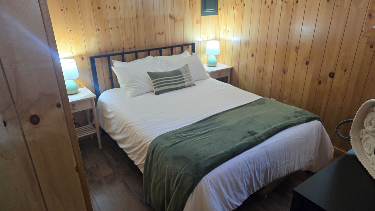 Photo of Bedroom in Lake Ann