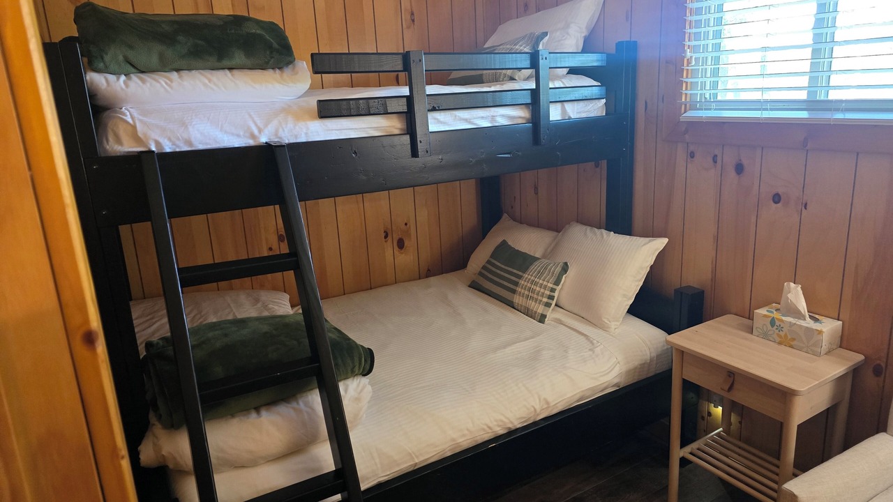 Photo of Bedroom in Lake Ann