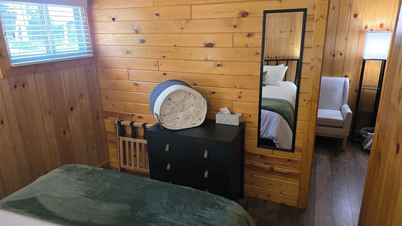Photo of Bedroom in Lake Ann