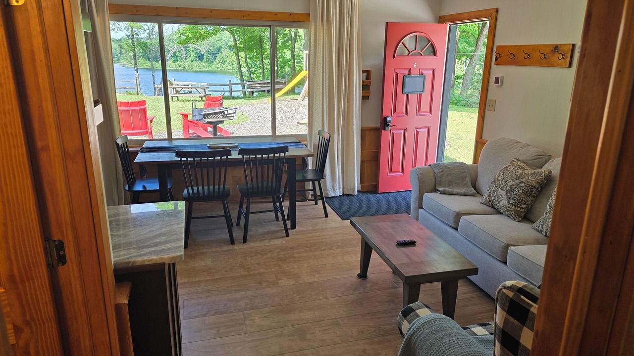 Photo of Livingroom in Lake Ann