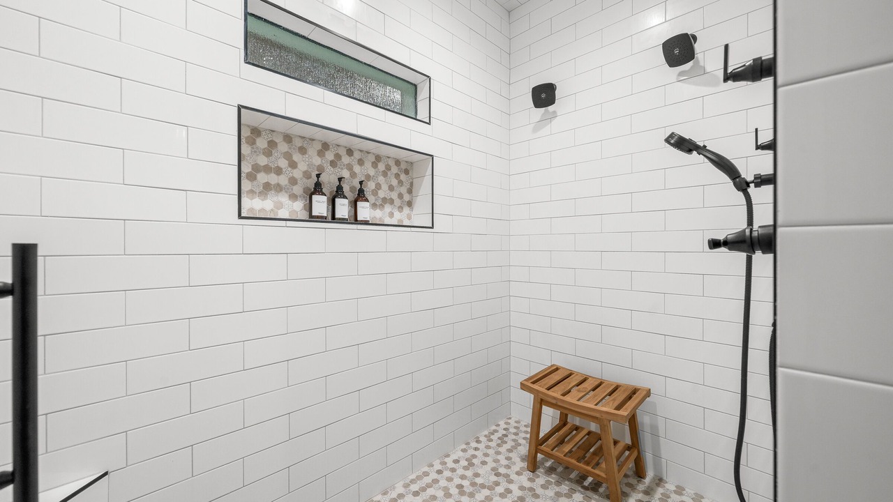 Photo of Bathroom in Broken Bow