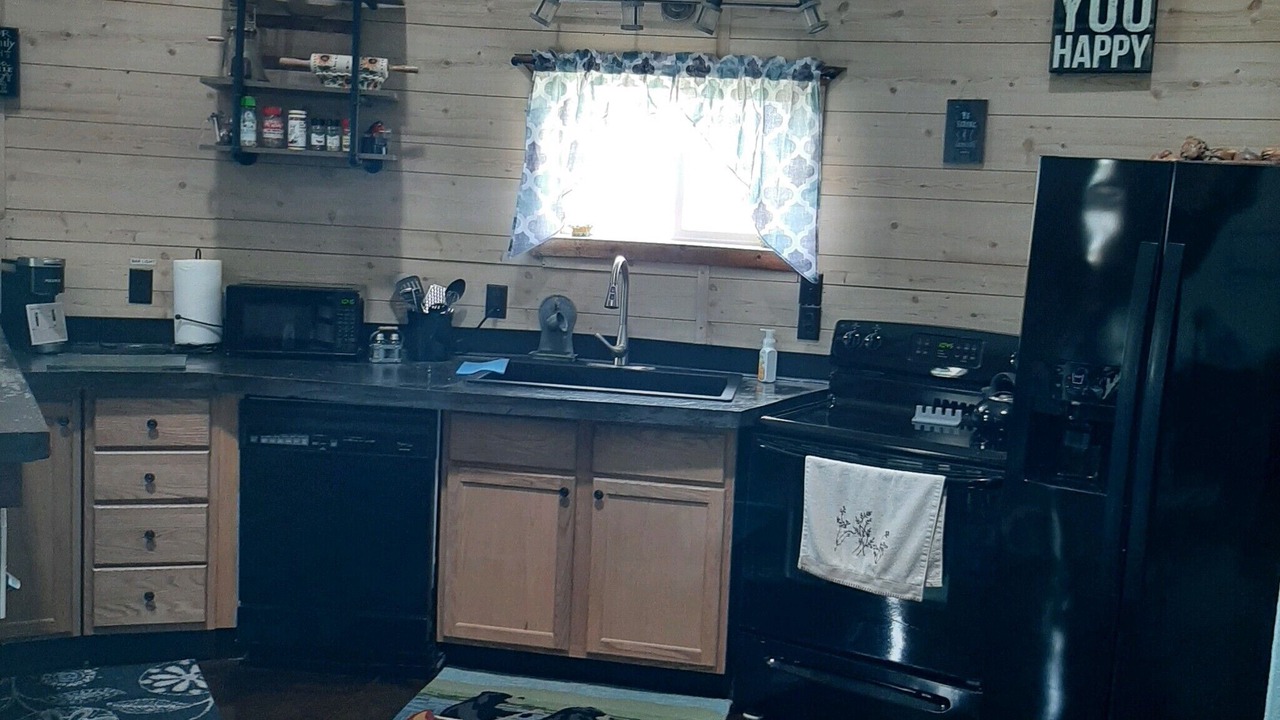 Photo of Others in Lewellen