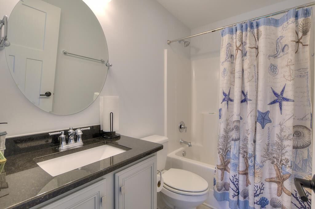 Photo of Bathroom in Yaupon Beach