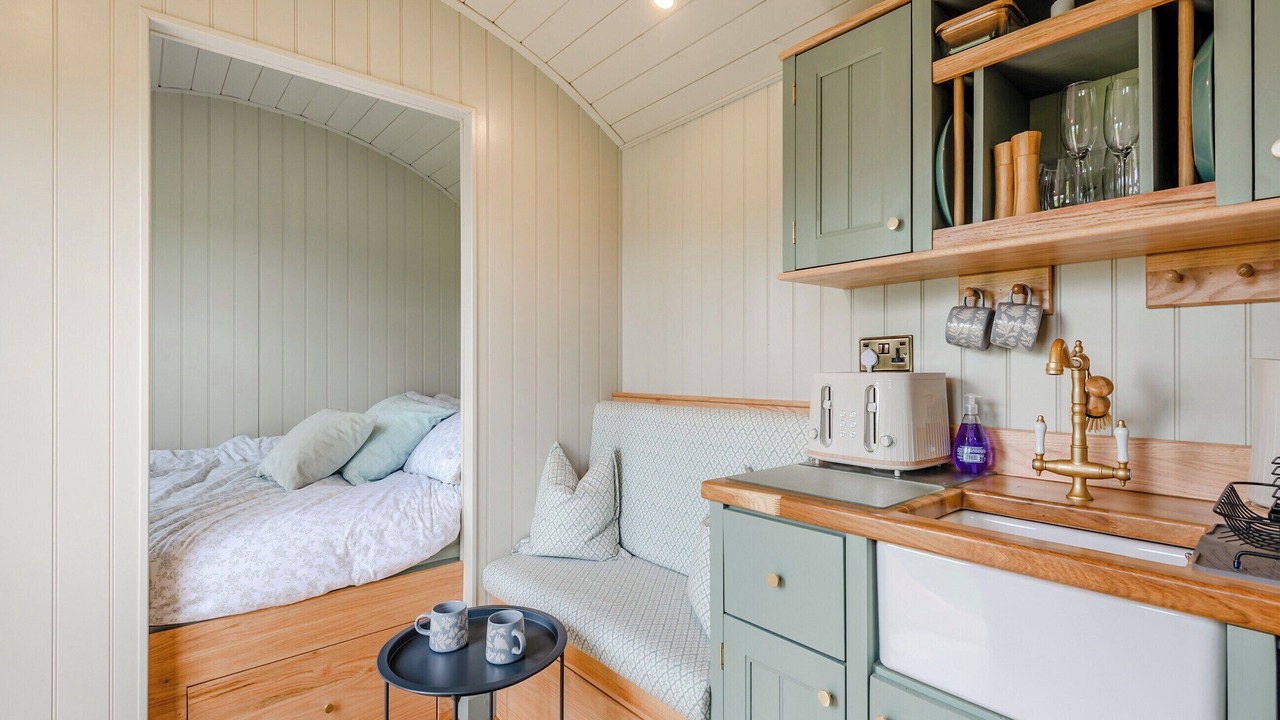 Photo of Others in Hemingby