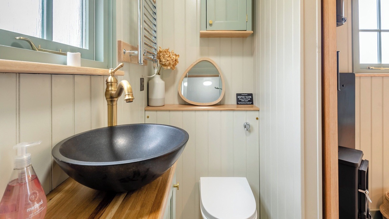 Photo of Bedroom in Hemingby