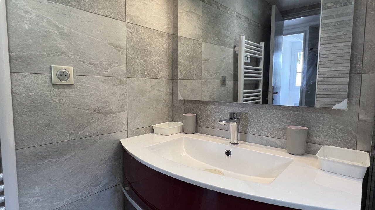 Photo of Bathroom in Cauterets