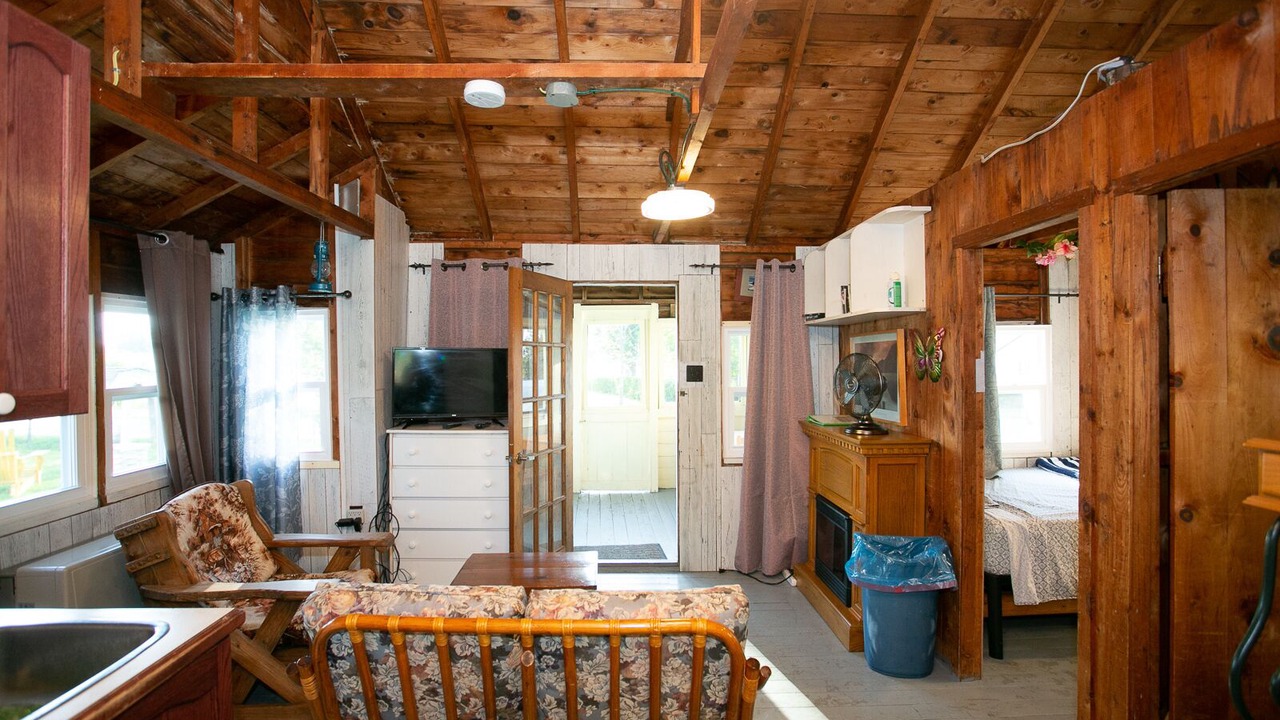 Photo of Bedroom in Lindsay