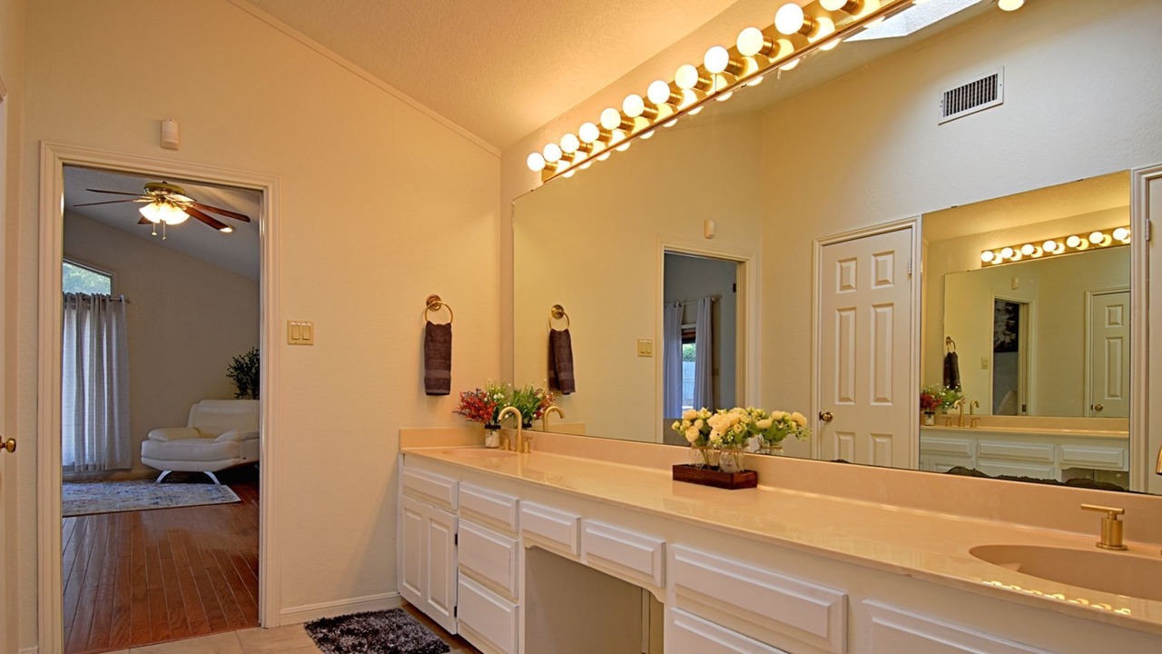 Photo of Bathroom in Copperas Cove