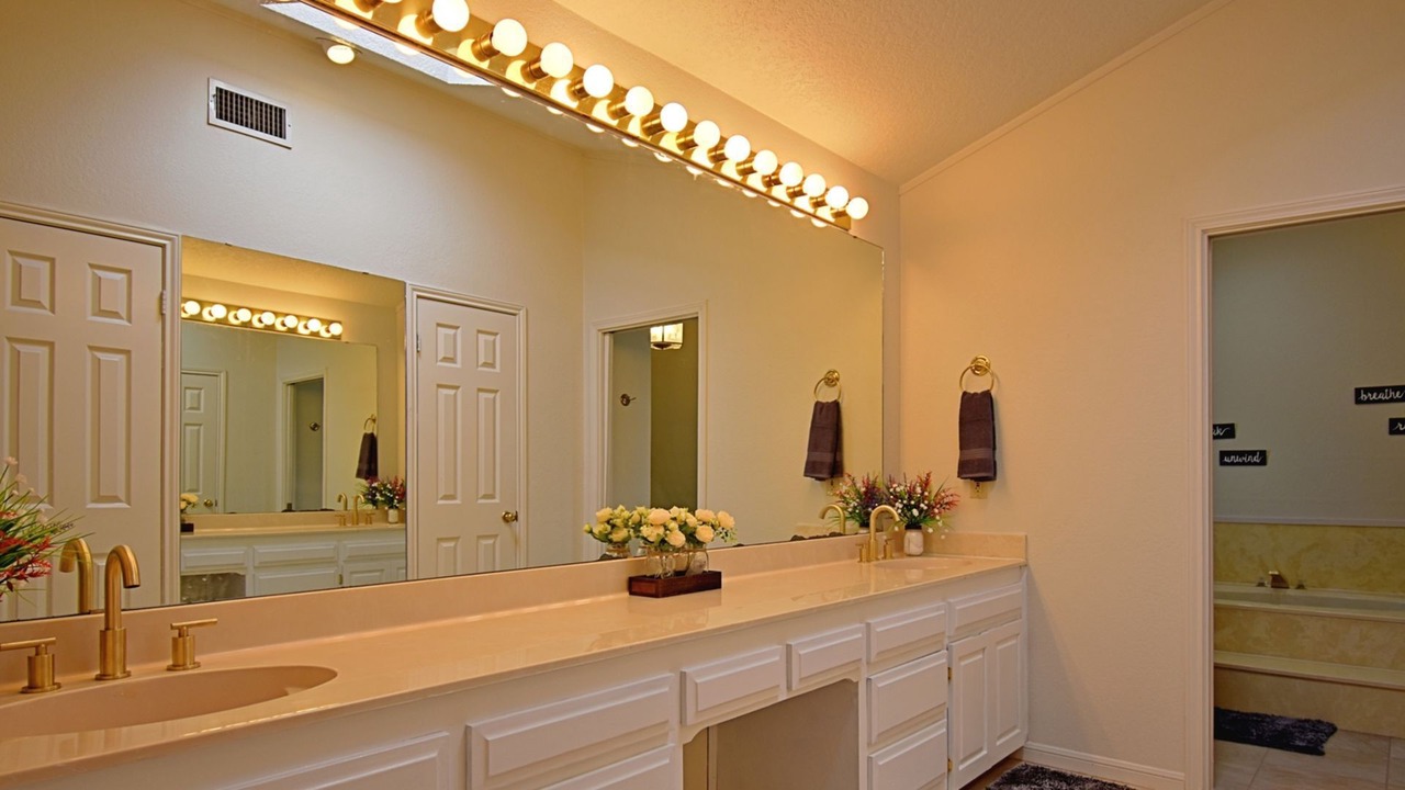 Photo of Bathroom in Copperas Cove