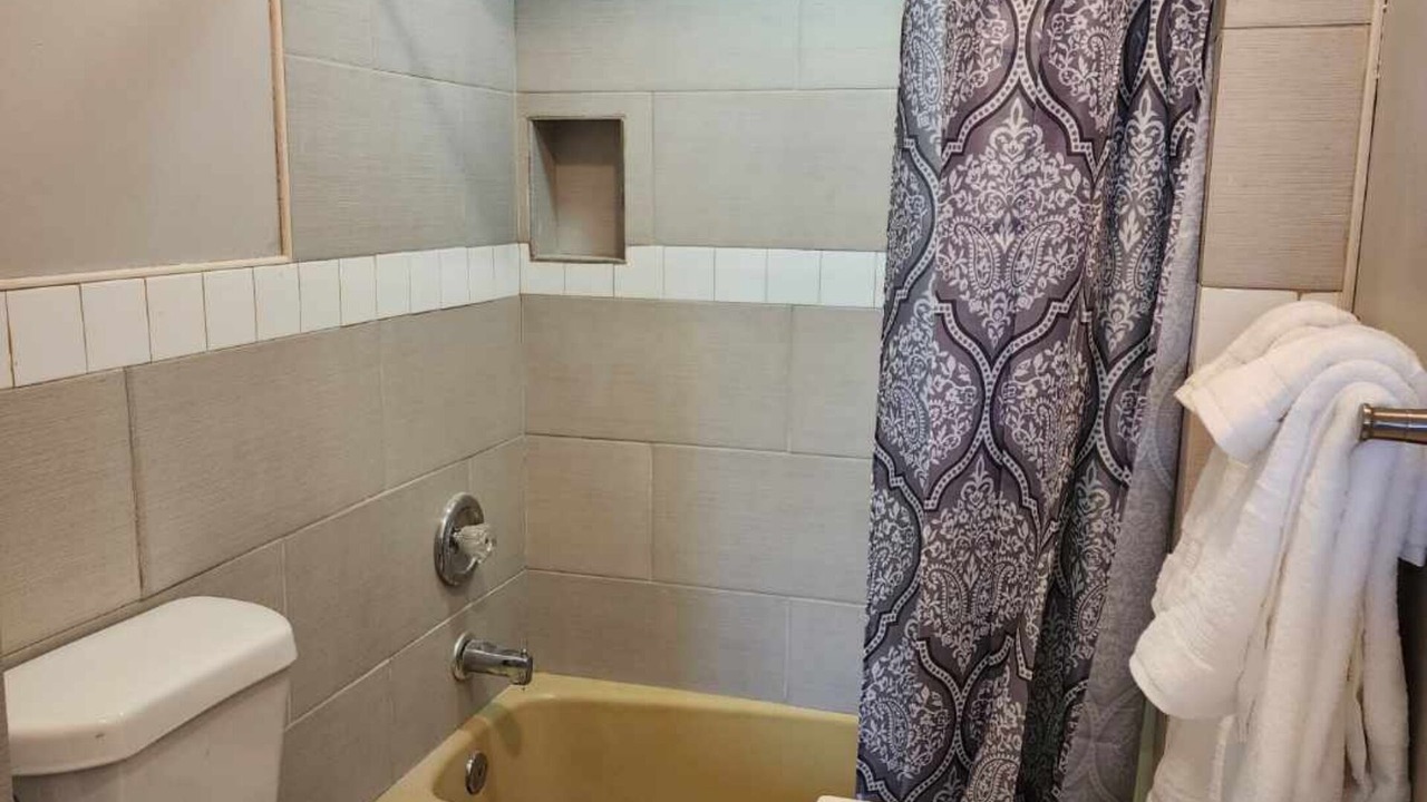 Photo of Bathroom in Irvington