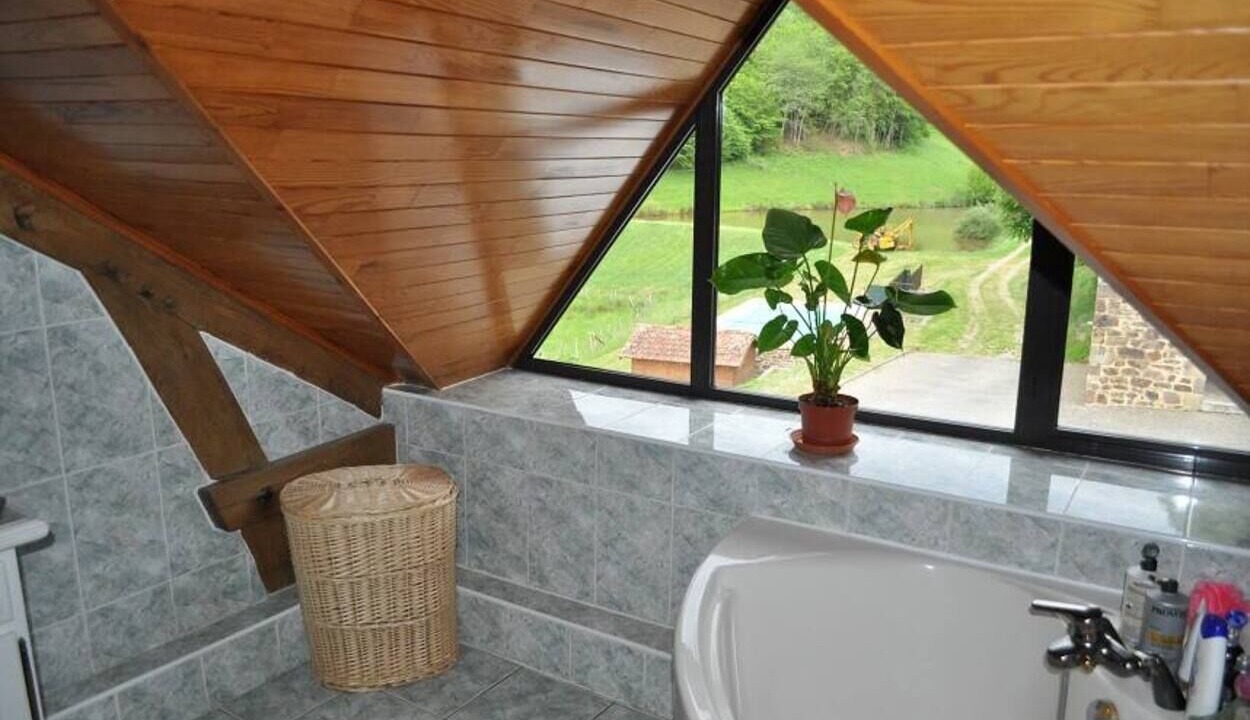 Photo of Bathroom in Serilhac