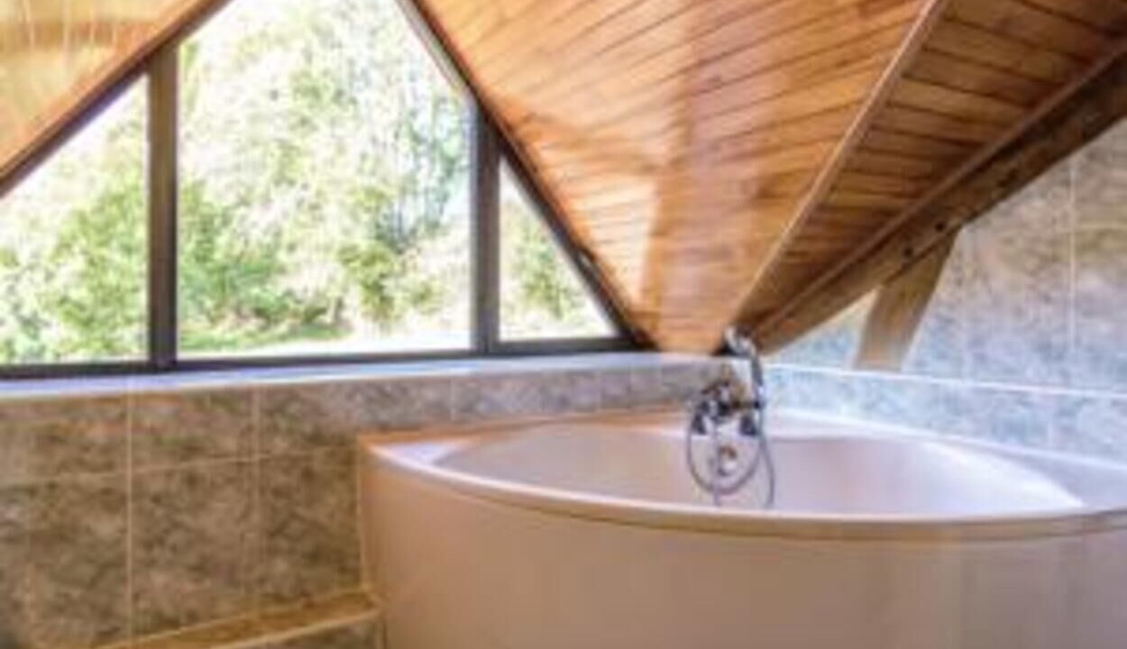 Photo of Bathroom in Serilhac