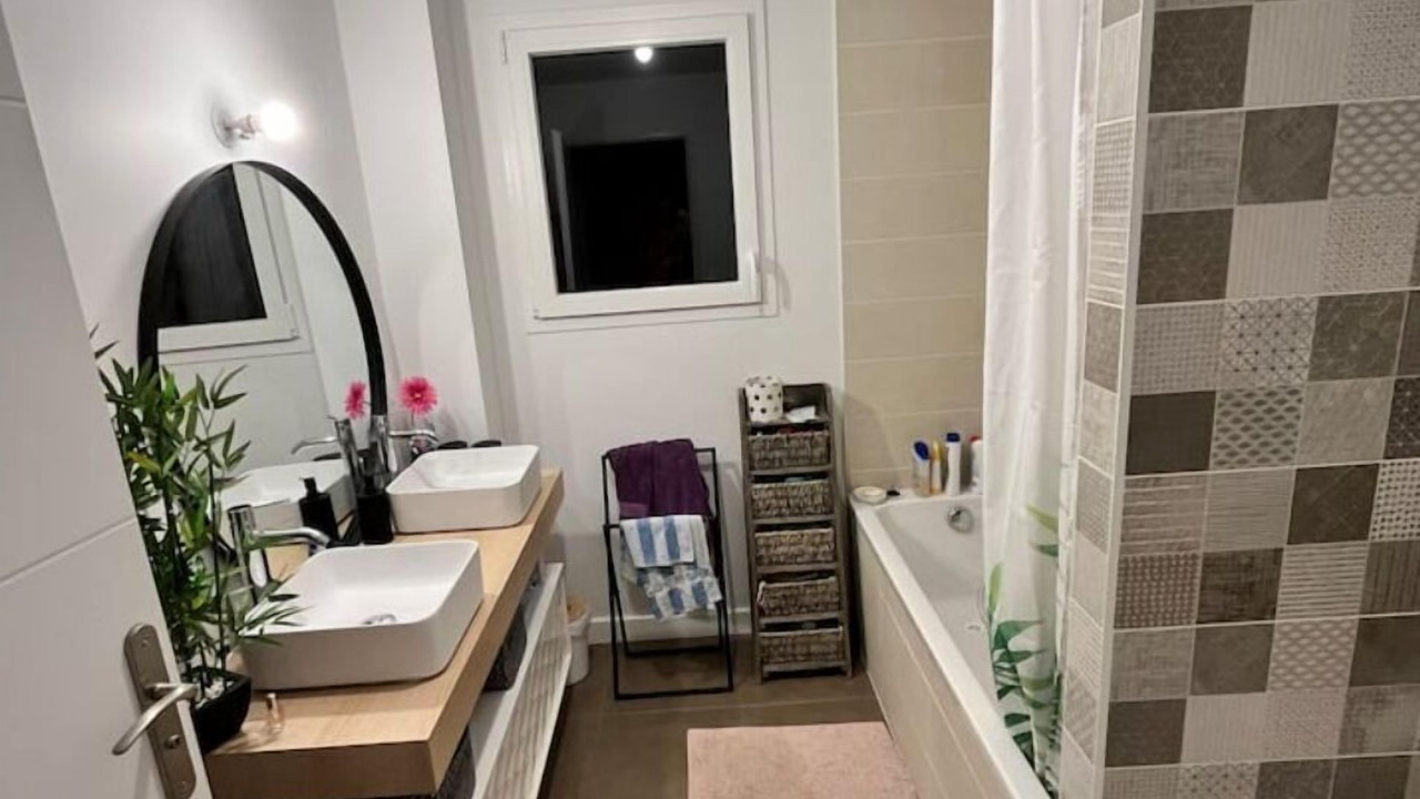 Photo of Bathroom in Sciez