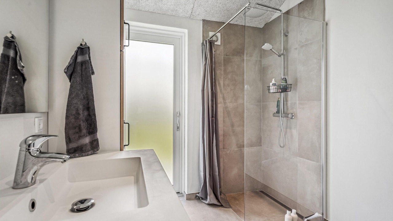 Photo of Bathroom in Skaven Strand