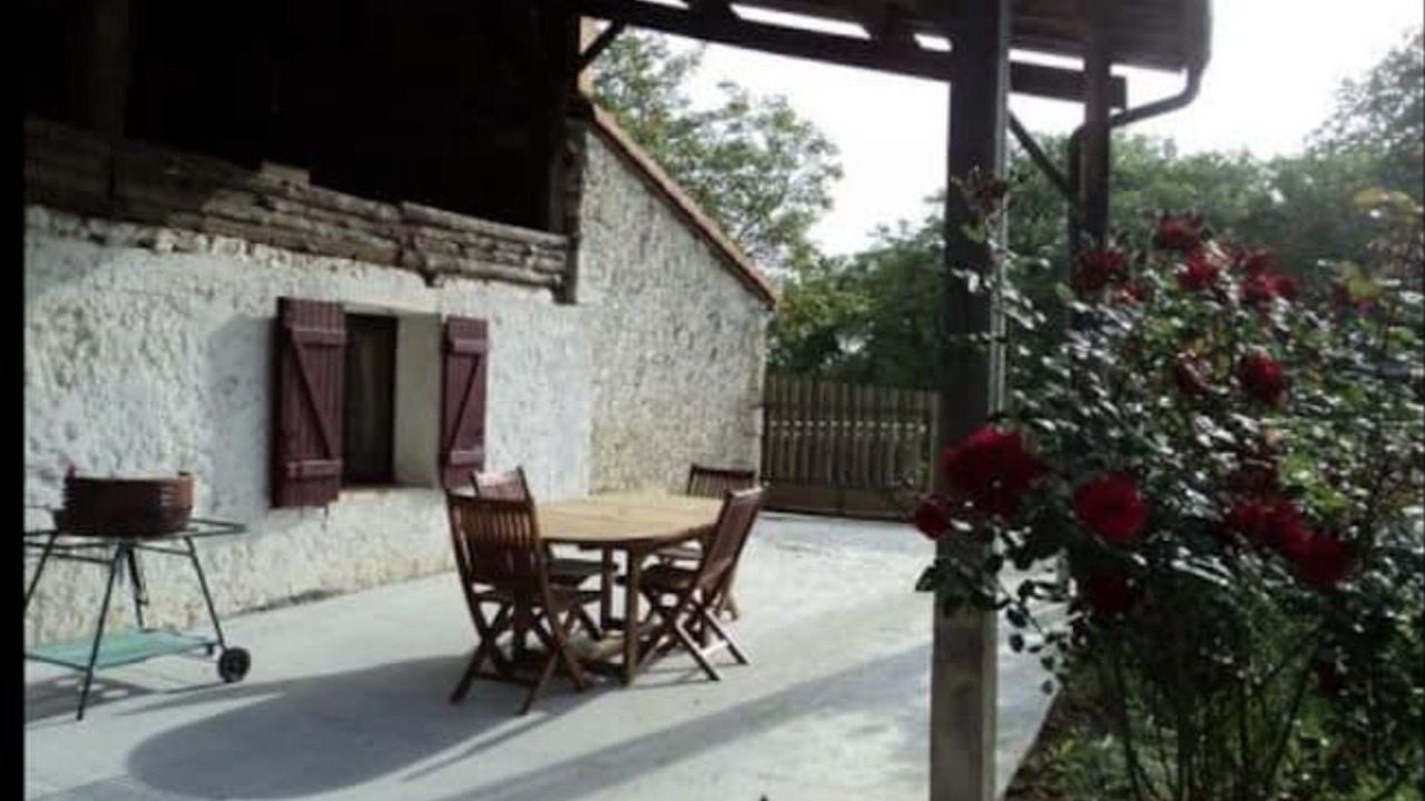 Photo of Outdoor in Moirax