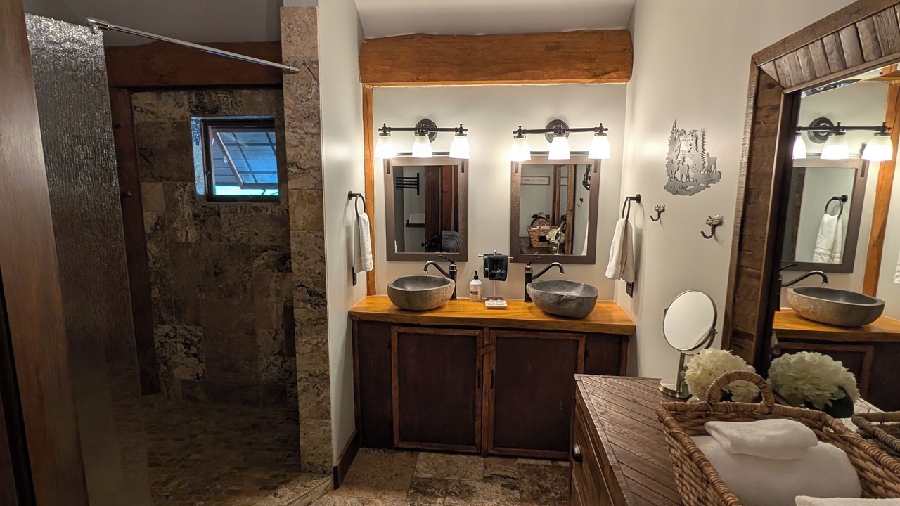 Photo of Bathroom in Marion