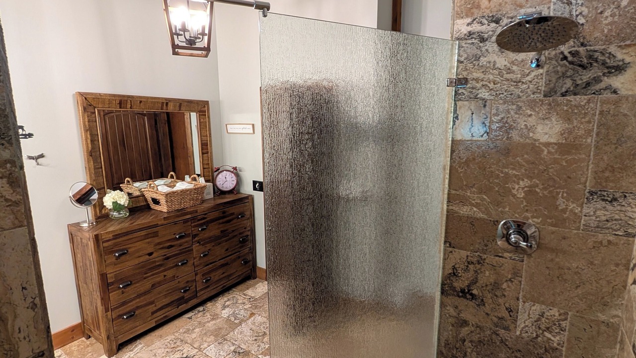 Photo of Bathroom in Marion