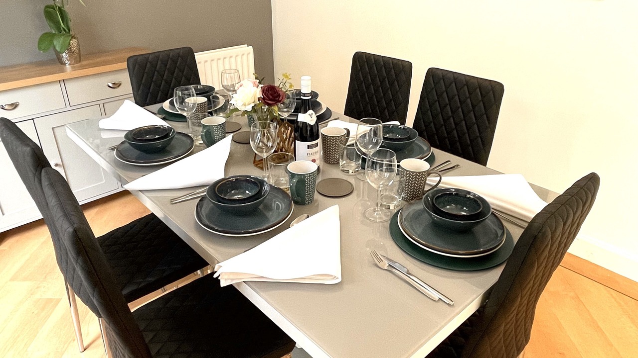 Photo of Others in Horley