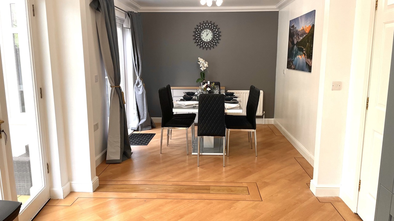 Photo of Others in Horley