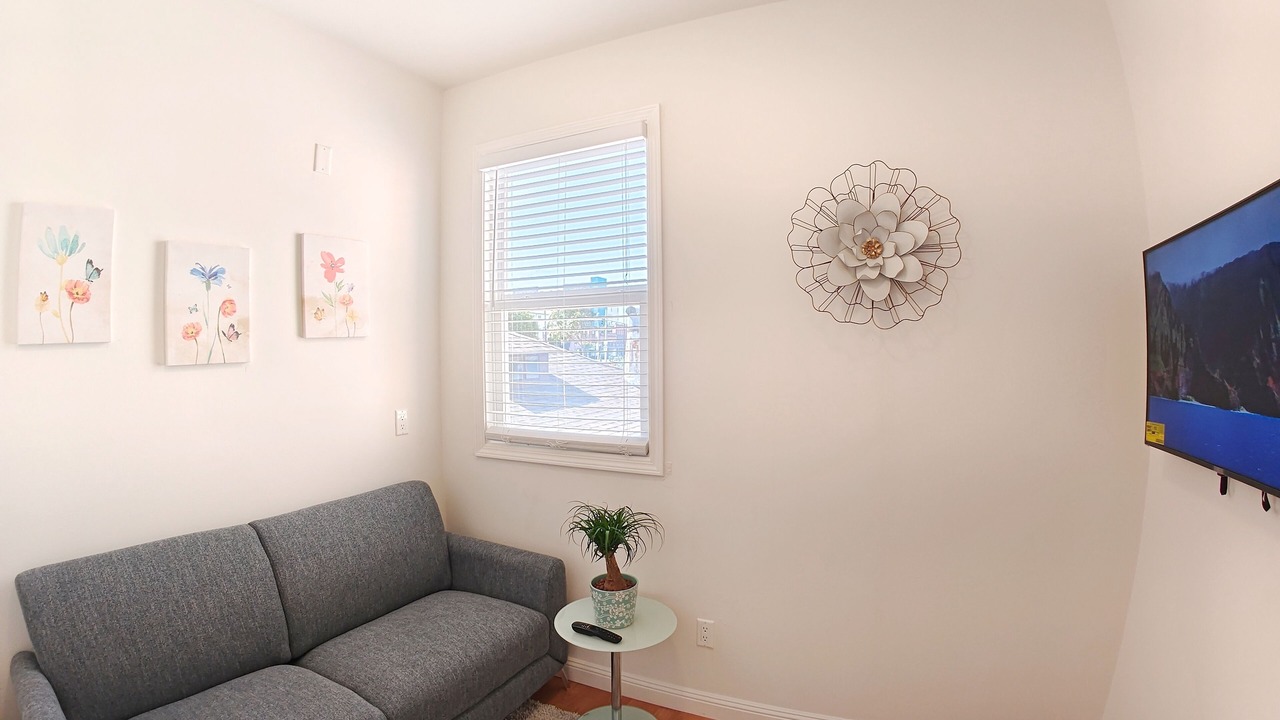 Photo of Livingroom in Daly City