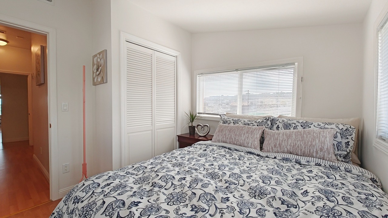 Photo of Bedroom in Daly City