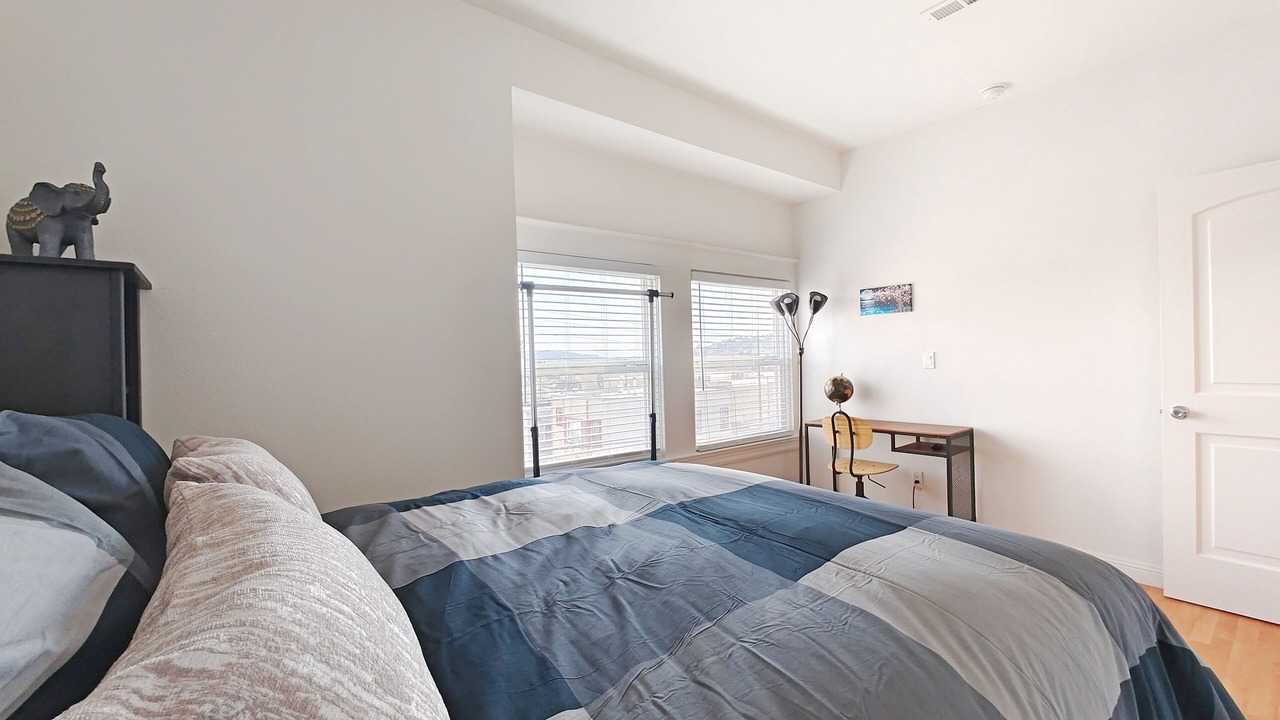 Photo of Bedroom in Daly City