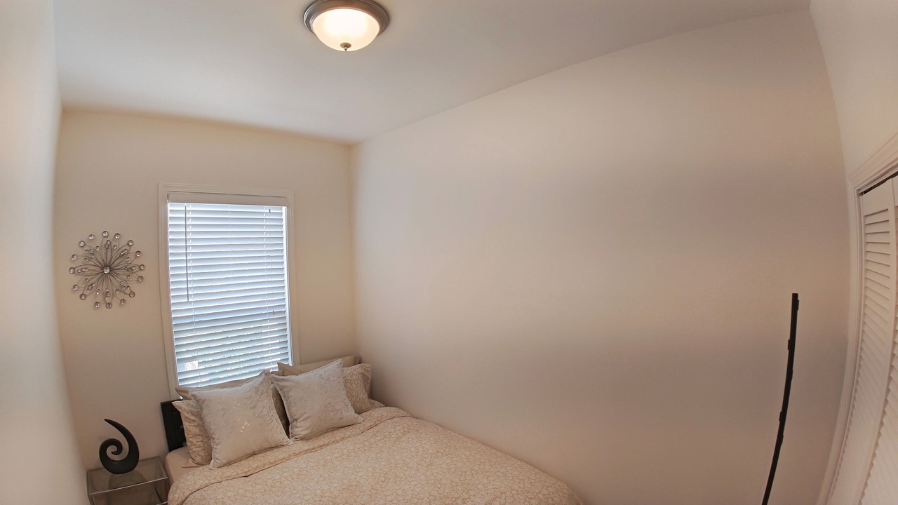 Photo of Bedroom in Daly City