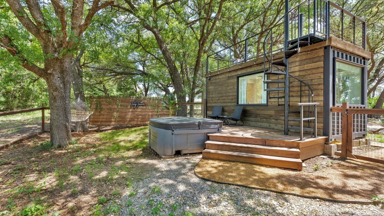 Photo of Patio Balcony in Dennis