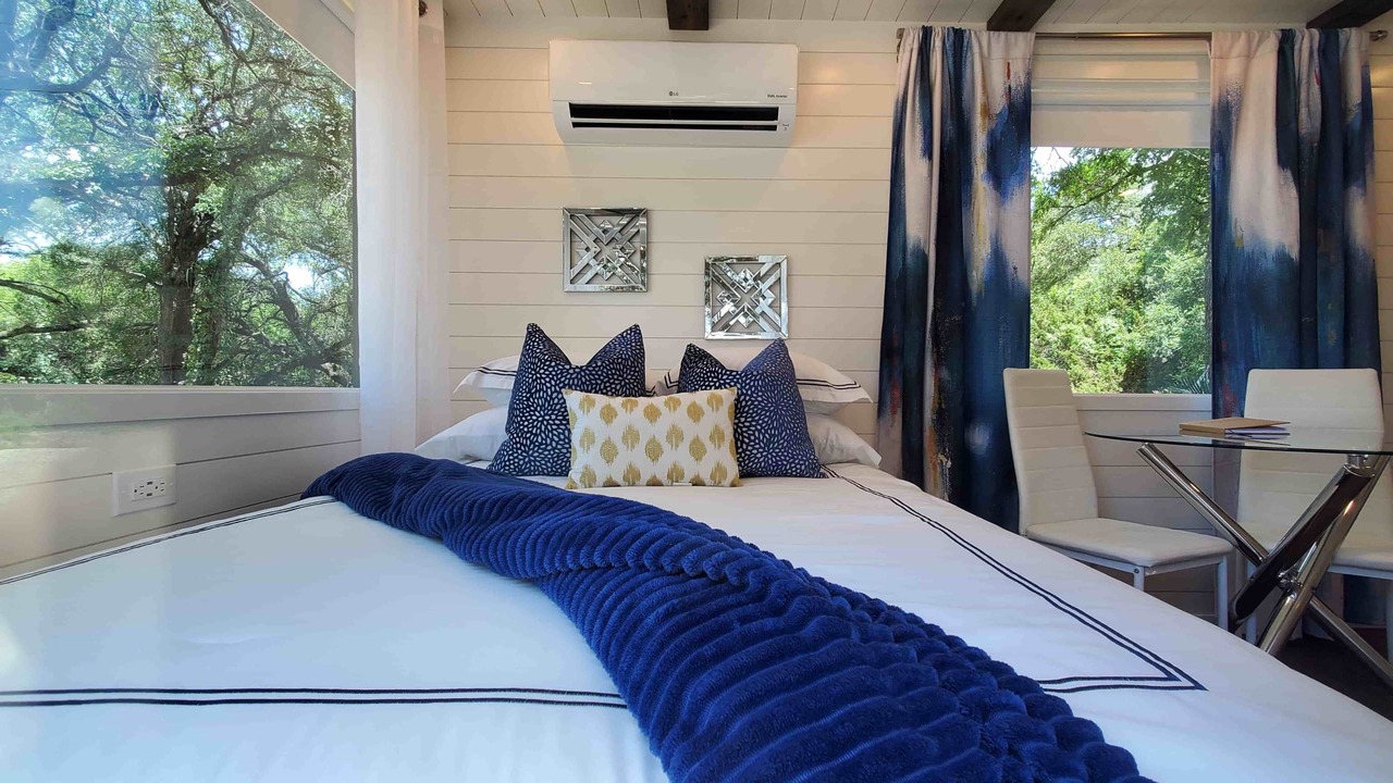Photo of Bedroom in Dennis