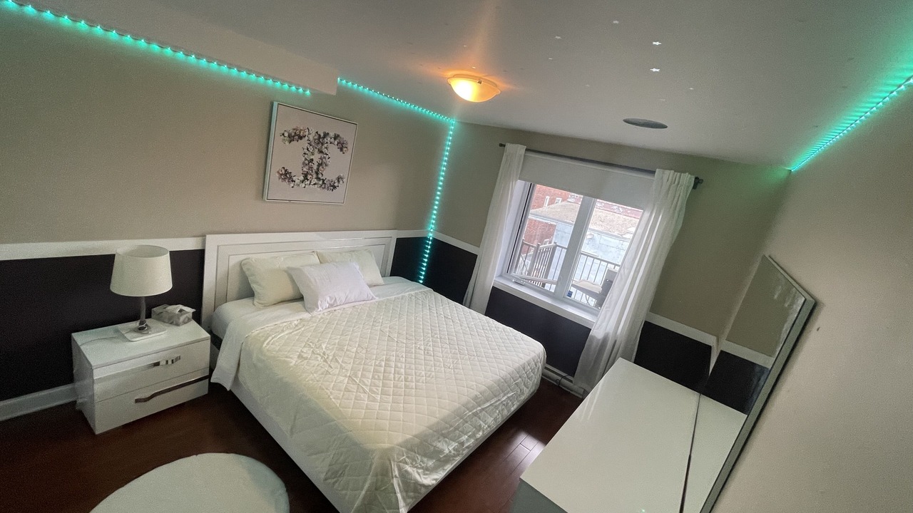 Photo of Bedroom in Saint Henri