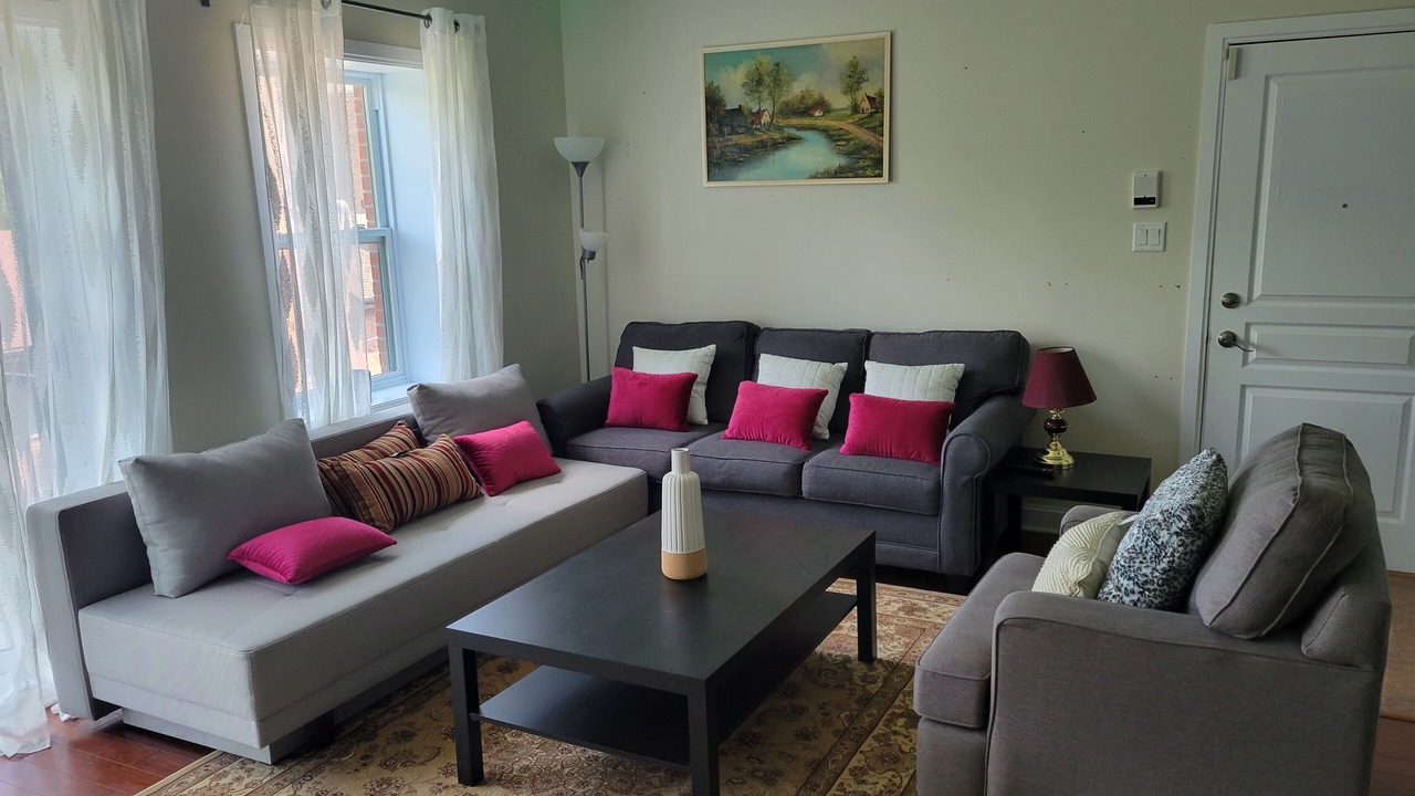 Photo of Livingroom in Saint Henri