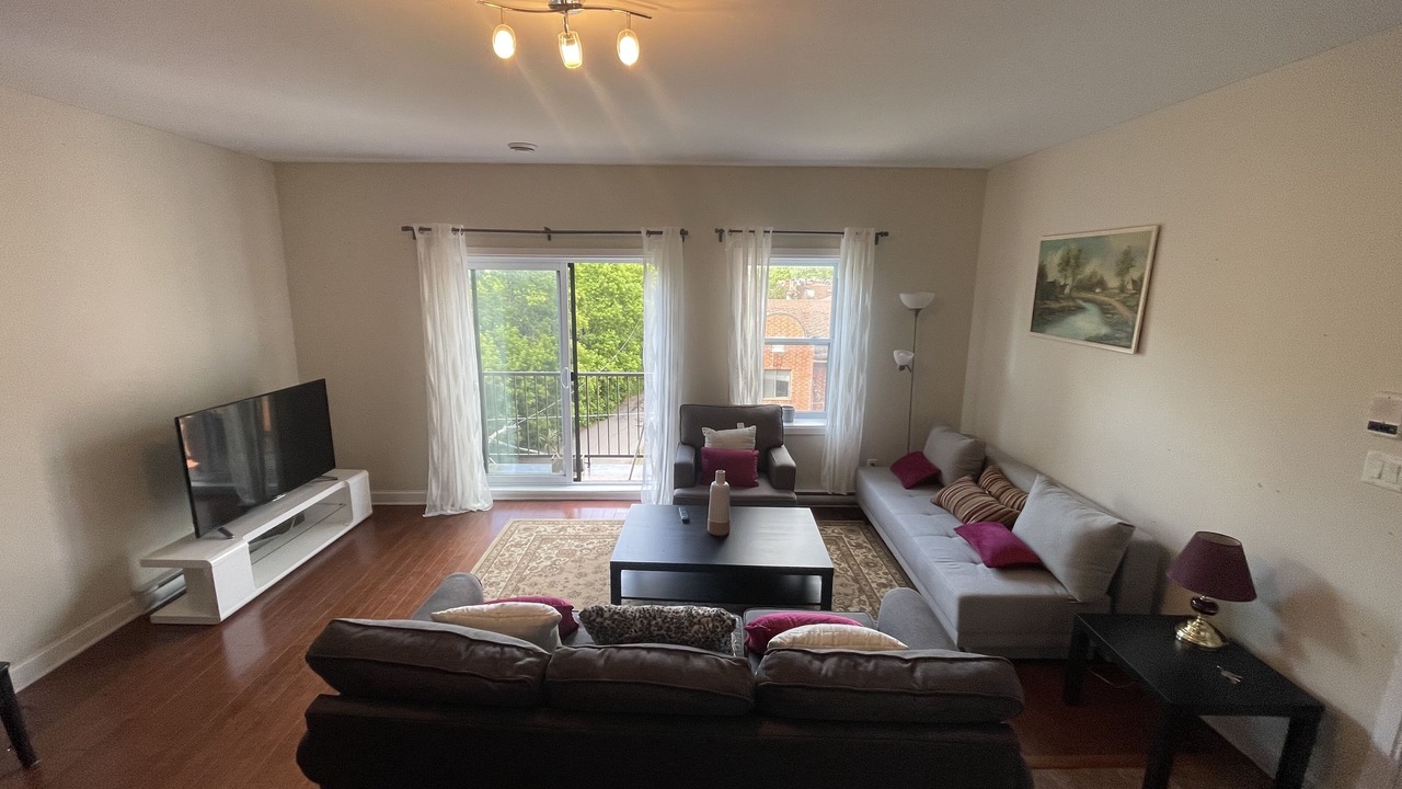 Photo of Livingroom in Saint Henri