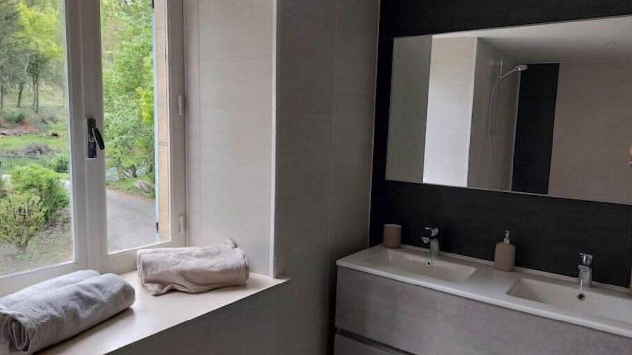 Photo of Bathroom in Cassagnes-Begonhes