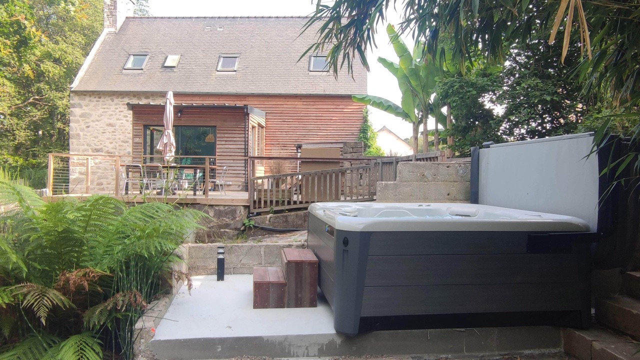 Photo of Patio Balcony in Ploneour-Lanvern